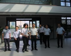 <b>山西省民營經(jīng)濟發(fā)展局樊偉強局長、運城經(jīng)濟技術(shù)開發(fā)區(qū)副主任魯若鵬一行蒞臨</b>